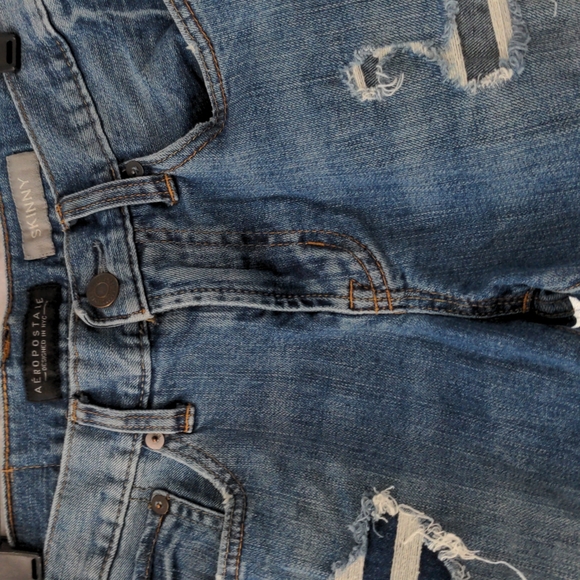 Jeans - Picture 2 of 3